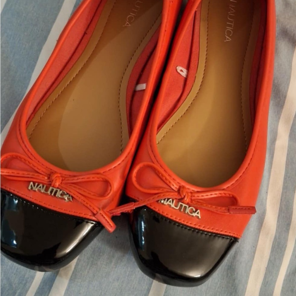 Nautica Women's Red and Black Ballet Flats